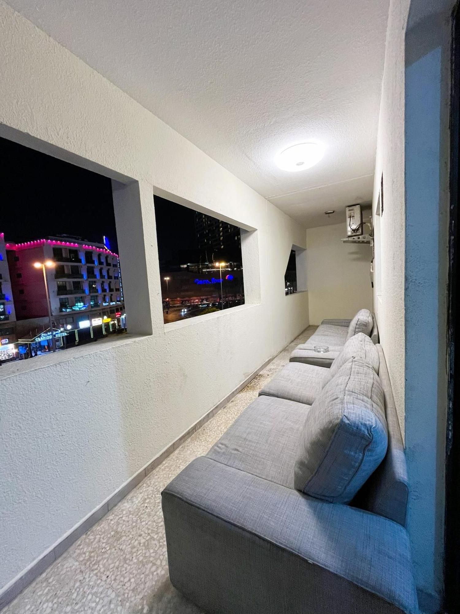 Yoko Luxury Hostel Dubaï Extérieur photo